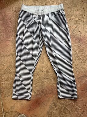 Nike Light Gray Dri-FIT High-Rise Capri Leggings